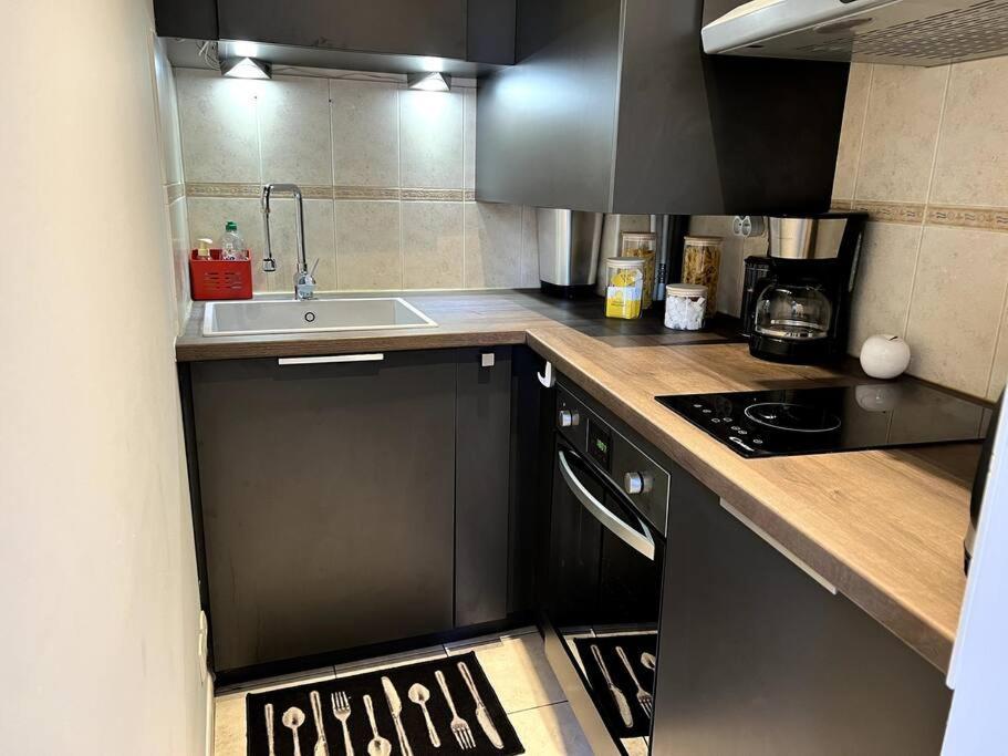 Nid Douillet Au Coeur D'Uzes Apartment Uzes